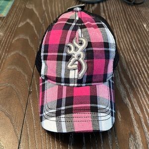 BROWNING PLAID AND MESH LADIES HAT NWT